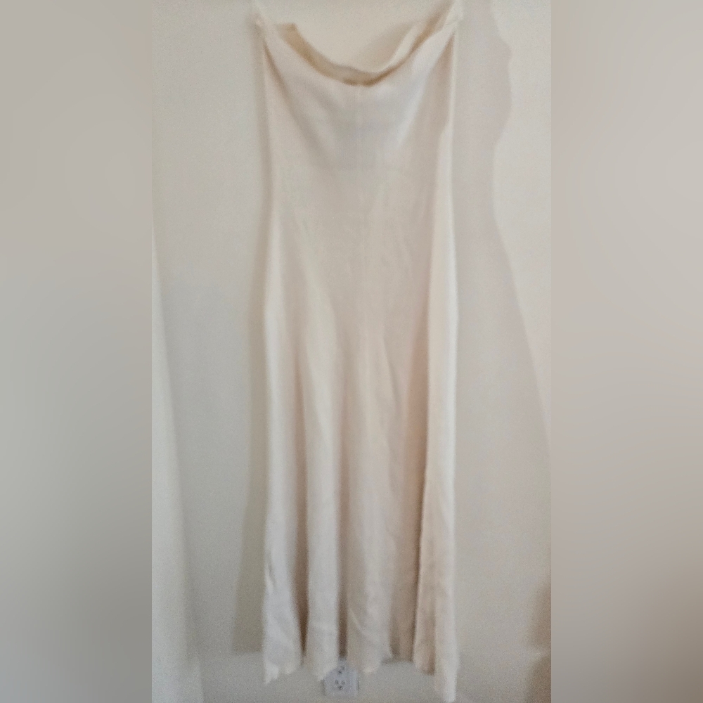 Cream Strapless Gown for Weddings - Picture 3 of 4